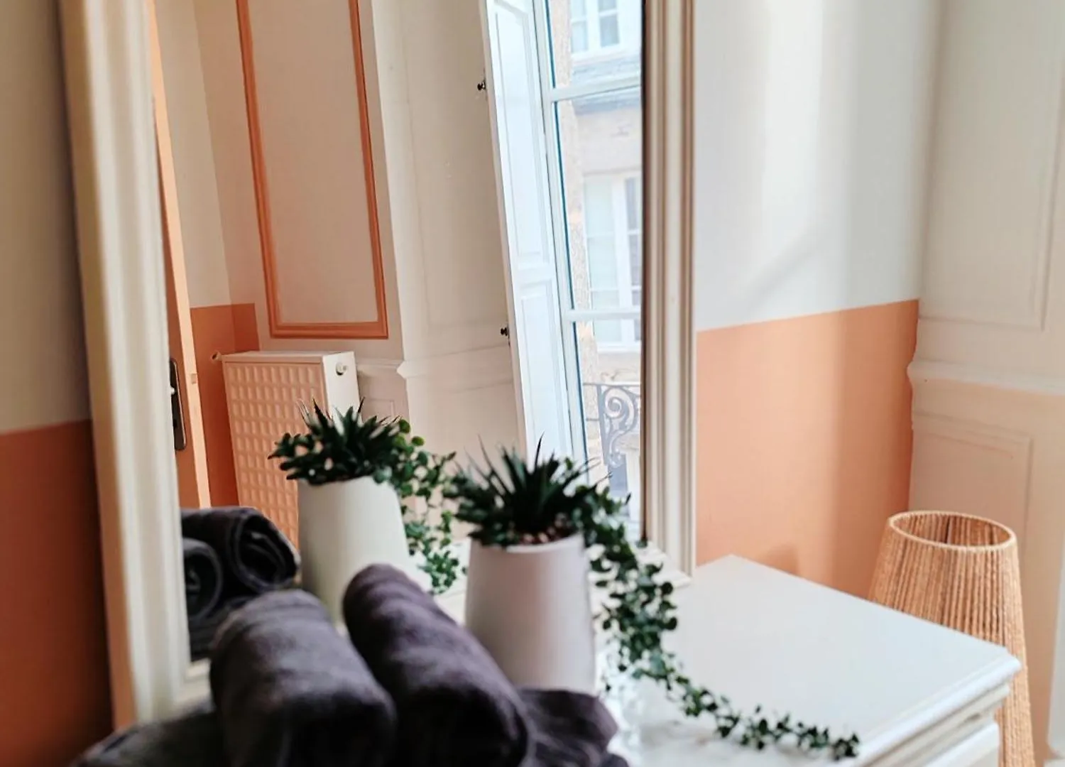Appartement Le petit Cordelier à Dinan 0*,  France